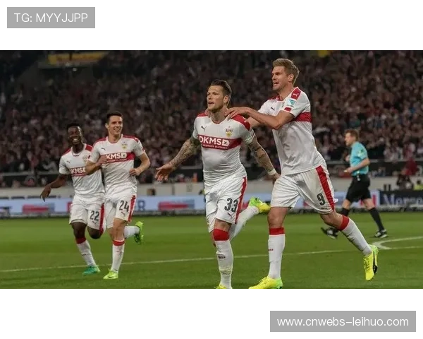 斯图加特1-1柏林联，菲里希破门郑优营替补扳平