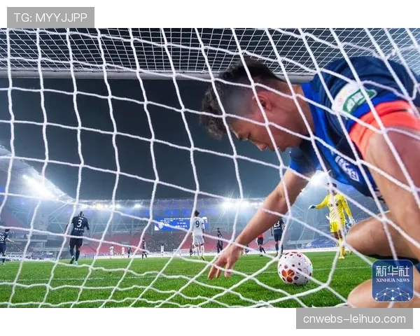 中超联赛2026赛季将试用新型足球芯片,用于更精确的越位判定